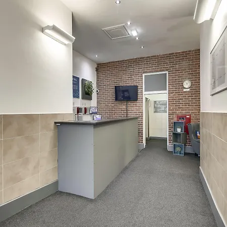 By Marriott Piccadilly 4* Manchester