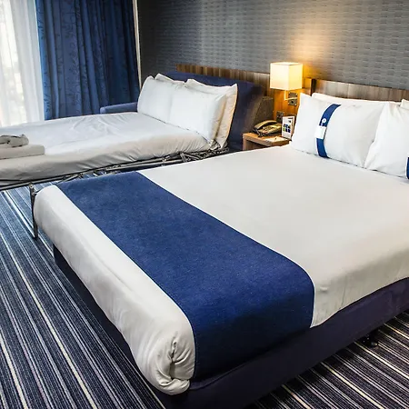 快捷曼切斯特市中心假日酒店