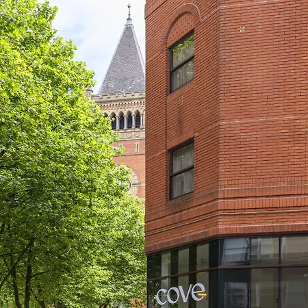Hotel Cove Minshull Street 4*