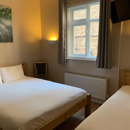 Гостевой дом New Union Adults Only 3*