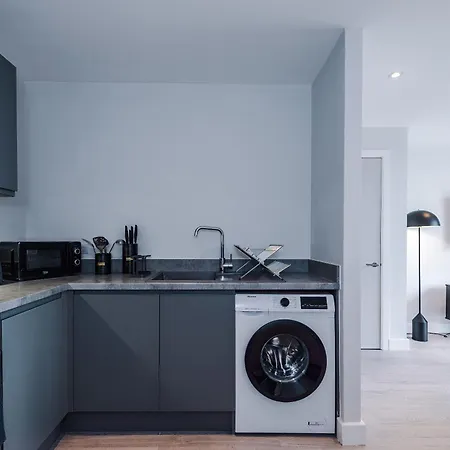 Luxury 1br Self Check-in 10mins To Centre Apartament