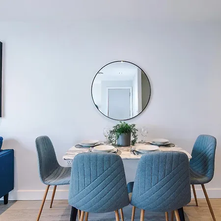 Luxury 1br Self Check-in 10mins To Centre Apartament Manchester