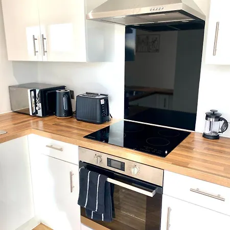 Lux Stylish 2 Bed High Rise With Parking And Balcony شقة مانشستر