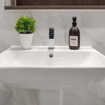 Seraphine - Luxury 1br *