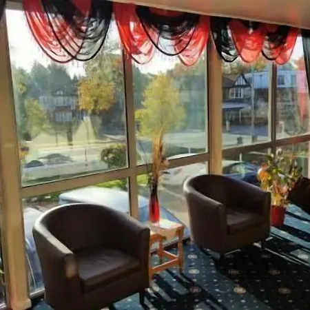 The Fallowfield Hotel 2*