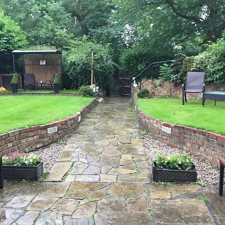 曼彻斯特皇后旅馆