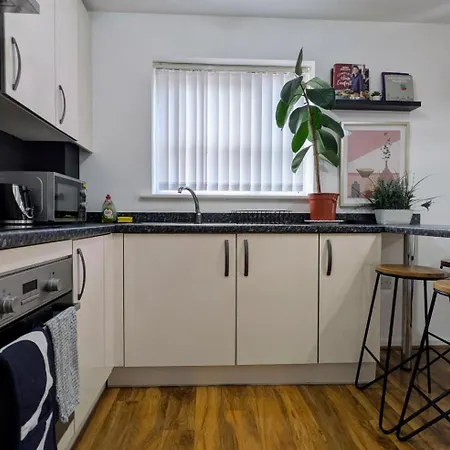 Lord Street With Free Parking & Wifi- Salford Uni, Victoria Station, Ao Arena Daire Manchester