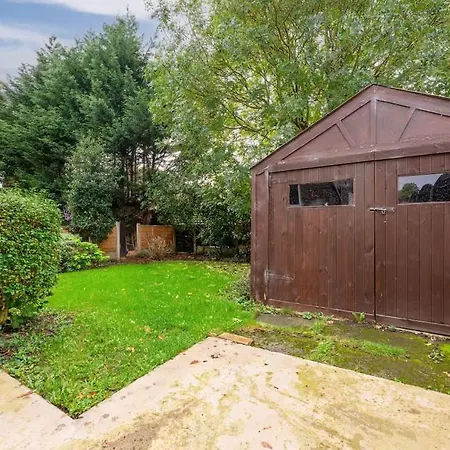 בית נופש 4 Bedroom In Northenden By Superhost מנצ'סטר