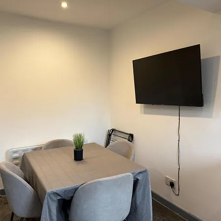 Casa Cove 2br Flat Free Parking, 5 Min To Hospital