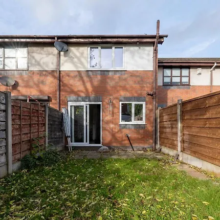 Cosy 2 Bedroom - 8 Mins From Centre - Free Parking - 4gc Apartamento