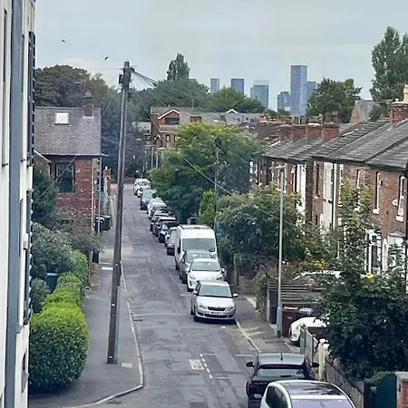 1 Bed Apartment Beech Rd Chorlton アパート マンチェスター