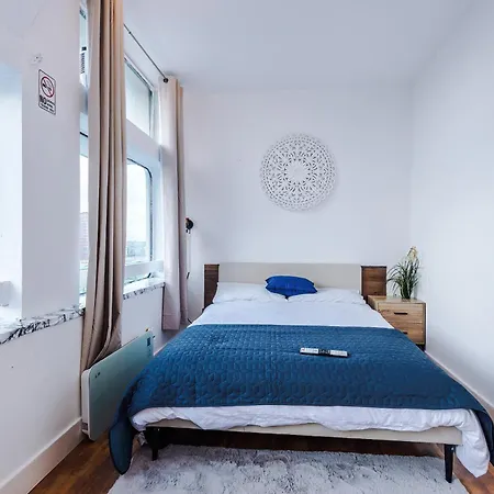 Appartement 2br Heights Sleeps 7 Parking & Wifi Manchester