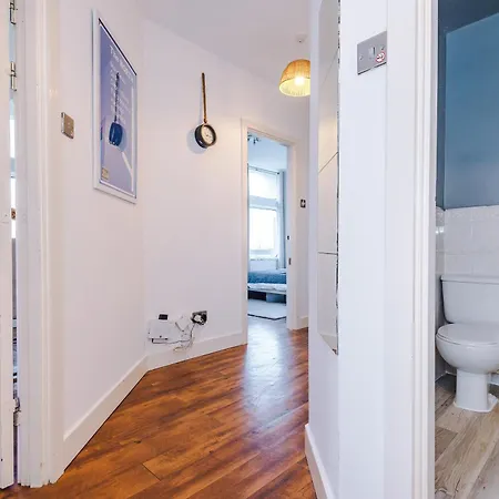 Appartement 2br Heights Sleeps 7 Parking & Wifi Manchester