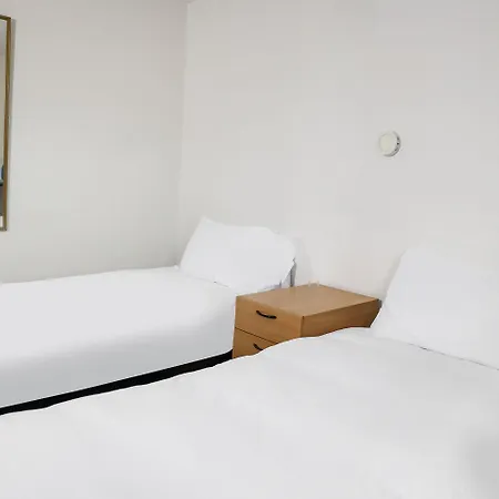 Hotel Lansdowne