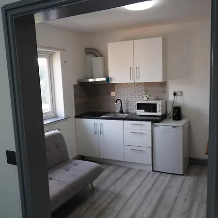 Hills View 3* 맨체스터