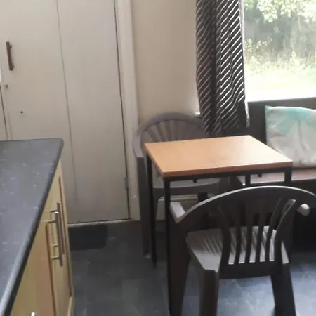 Bird Song Old Trafford 度假居