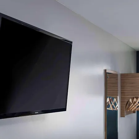 Отель Travelodge Arena Манчестер