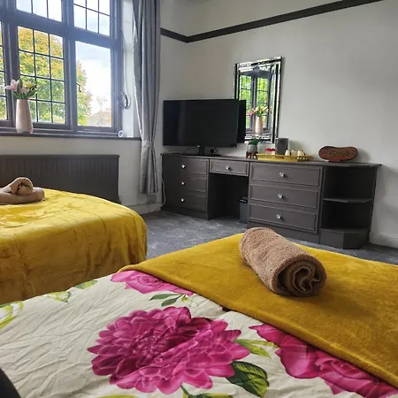 Luxury Free Wifi Old Trafford *