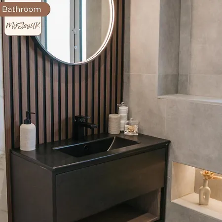 3br House By Mystayuk Short Lets & Serviced With Free Wifi & Free Parking בית נופש *