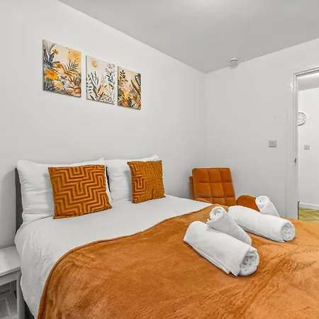 Bright 2br With Free Parking * Manchester