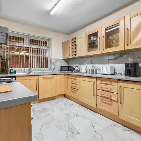 Seymour Escape Spacious 4br For 8 Feriehus