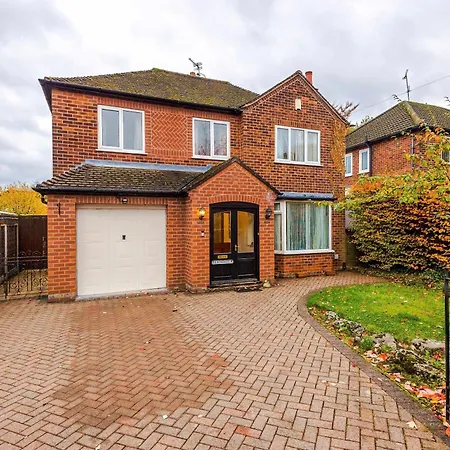 Luxury 5br Near Airport Wifi * Manchester