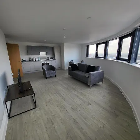 Pleasant 2 Bedroom In Salford Quays * Manchester