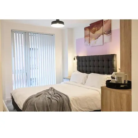 The Halo - Terrace - - Parking Apartman Manchester
