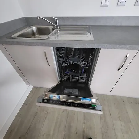 Pleasant 2 Bedroom In Salford Quays *