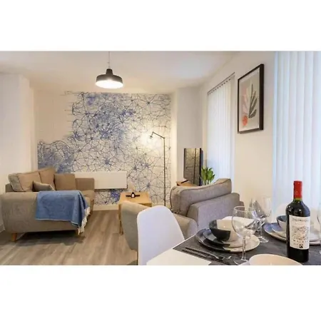 The Halo - Terrace - - Parking Apartman Manchester