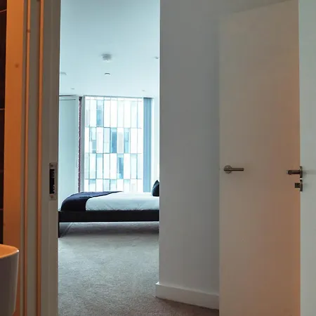 アパート Luxury 2 Bed Deansgate マンチェスター