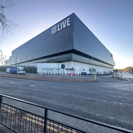 Hendham House - Near Etihad Stadium, Coop Live Arena, Ao Arena, Piccadilly Train Station & Centre 2* מנצ'סטר