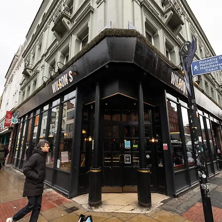 Malacuna * Manchester