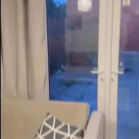 Appartamento Huge 4br Escape - Etihad - Coop -free Parking Manchester