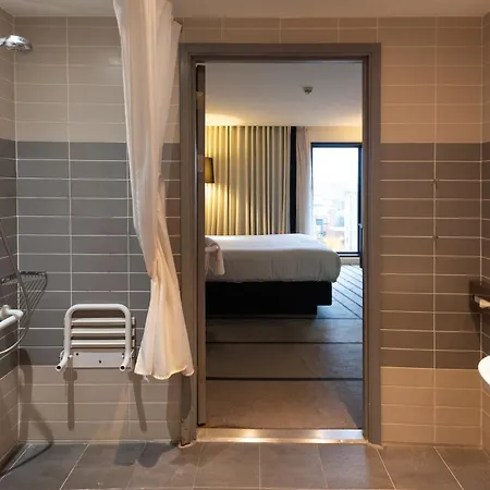 Hotel Crowne Plaza Centre By Ihg