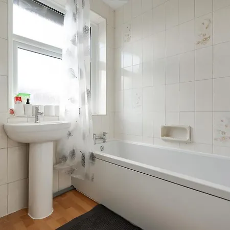 Comfy 3br - Pool Table - Games - Sleeps 8 Ferienhaus *