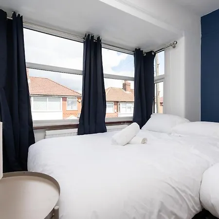 Ferienhaus Comfy 3br - Pool Table - Games - Sleeps 8 Manchester