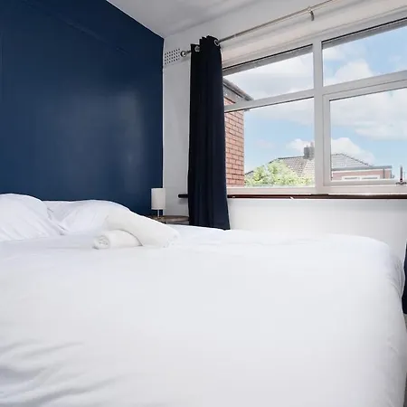 Comfy 3br - Pool Table - Games - Sleeps 8 *