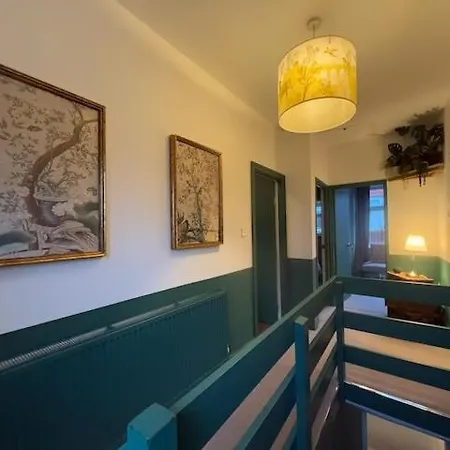 Chorlton Stylish & Convenient Апартаменты Манчестер