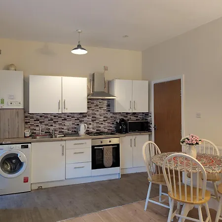 Entire 2 Bedroom Cosy Flat Near Centre Daire Manchester