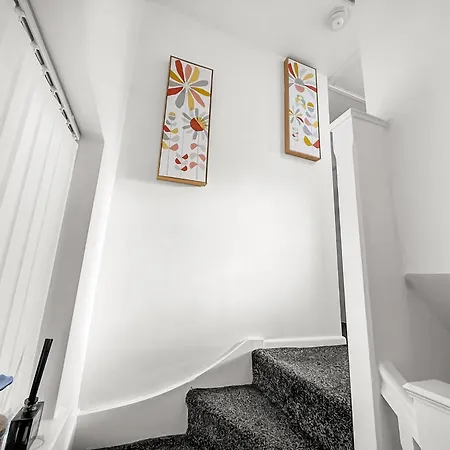 New Getaway - Free Gated Parking With Fob Appartement Manchester