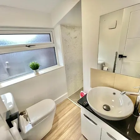 Lux Shared Flat With 2 Private Bedrooms And 2 Private En-suite Bathrooms Appartement