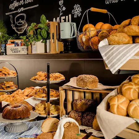 One Manchester-piccadilly 3*