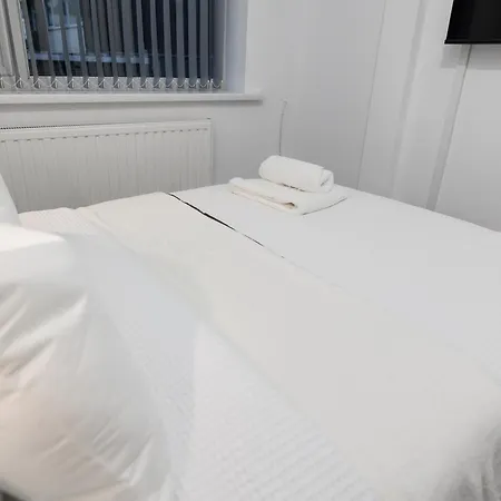 Lejlighed Spacious & Cosy In *