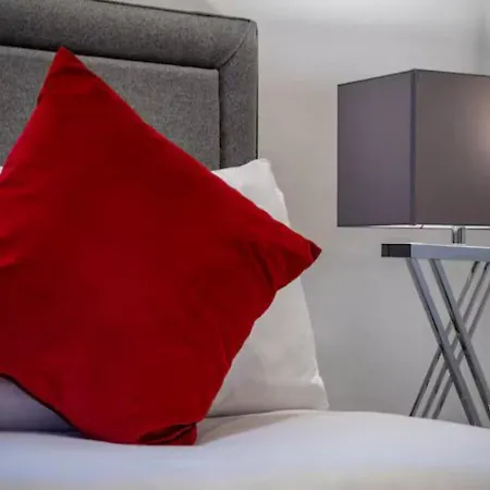 Beautifully 3bed Restored - Pass The Keys * Manchester