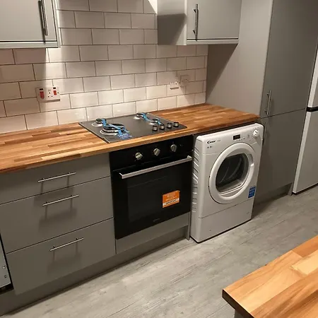 Lovely Victorian House In Levenshulme,