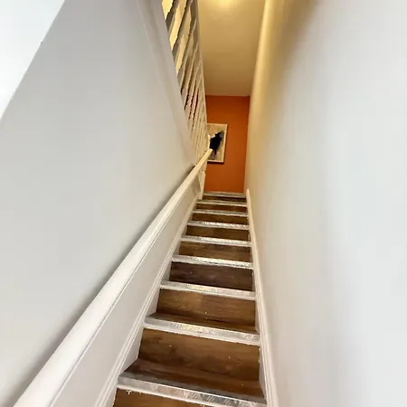 Stunning 3-bed Games 度假居