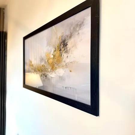 Modern And Comfy 3 Bed Near Etihad And Coop Live Arena * Manchester