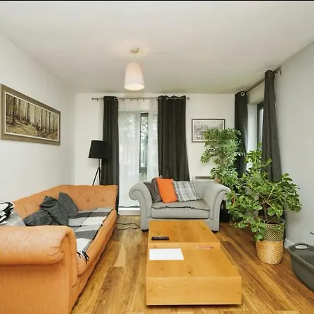Daire Stylish Near Centre *