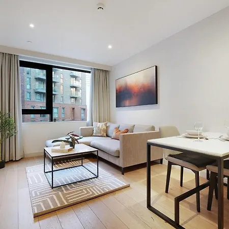 Tranquil & Modern One Bedroom Apartman *